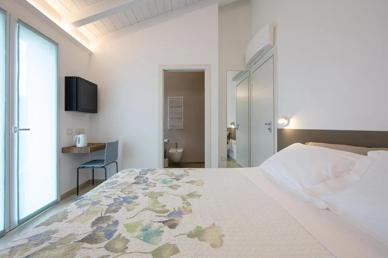 Aria Design B&B Λεβάντο 3*,  Ιταλία