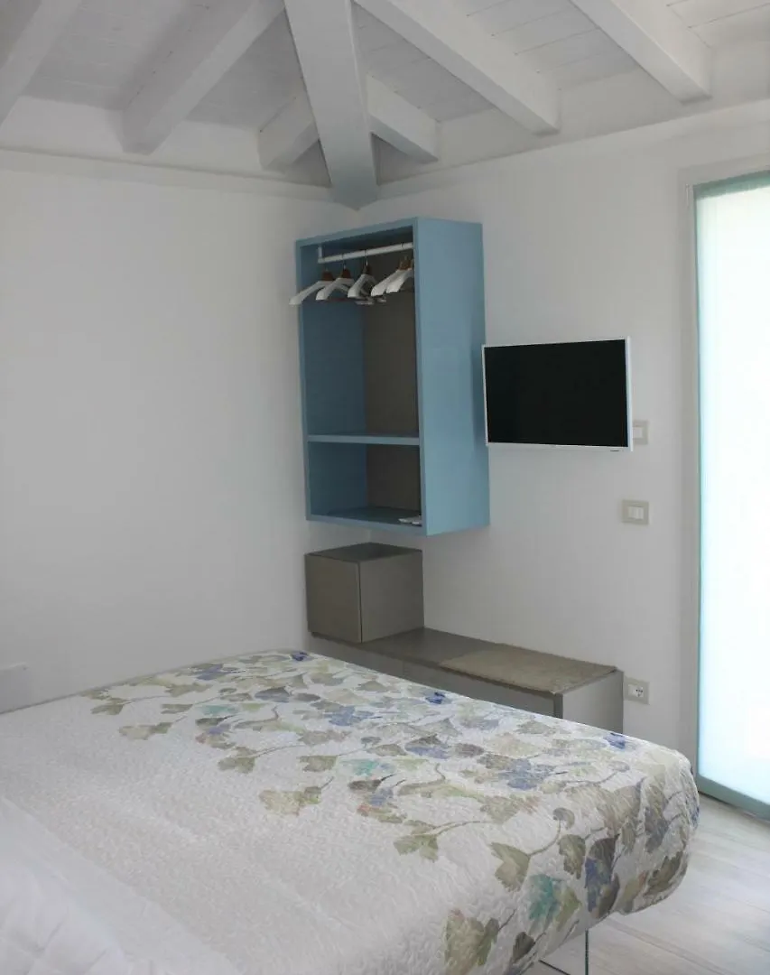 *** Πανσιόν Aria Design B&B Λεβάντο Ιταλία