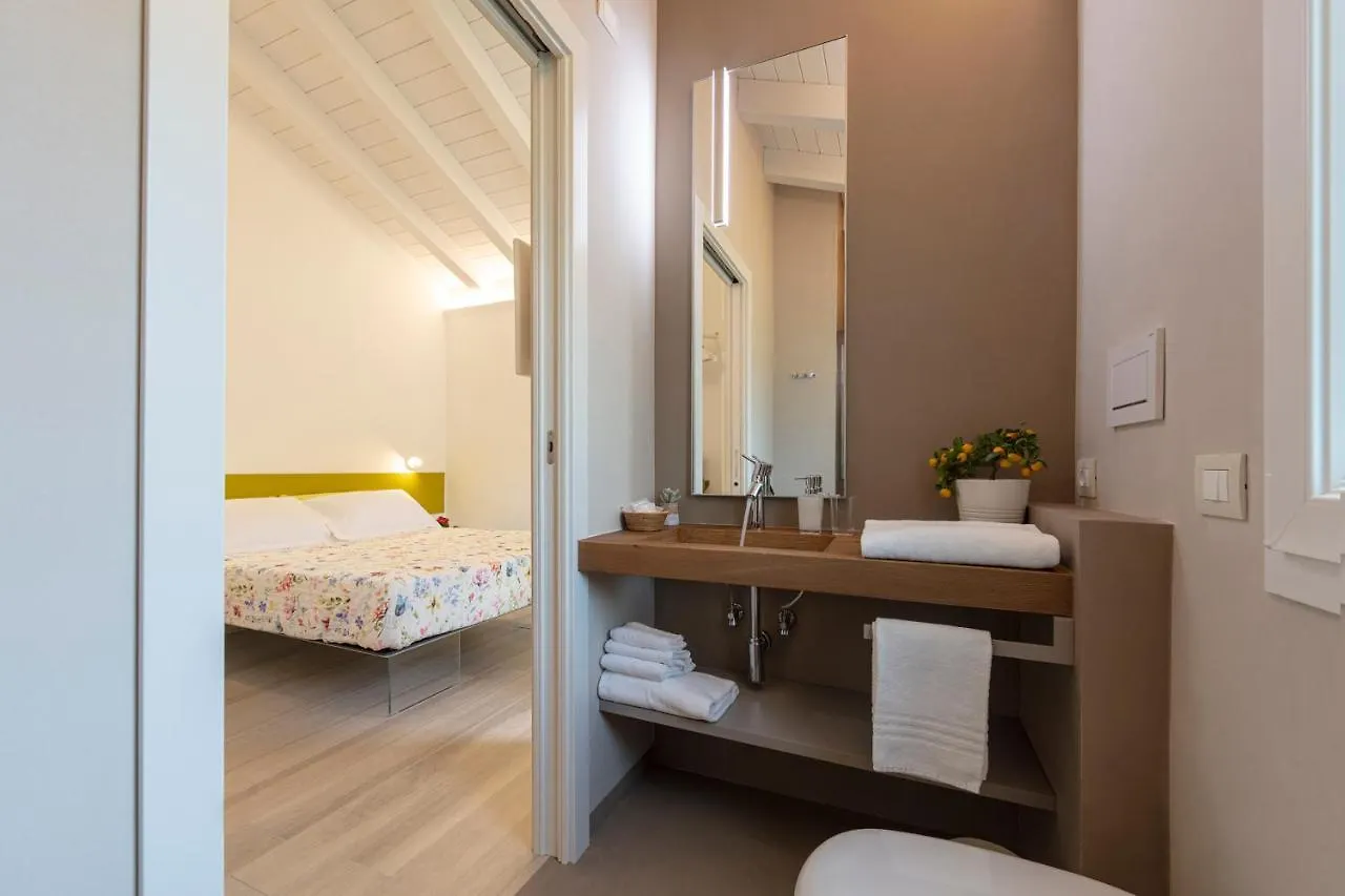 Aria Design B&B Levanto 3*,